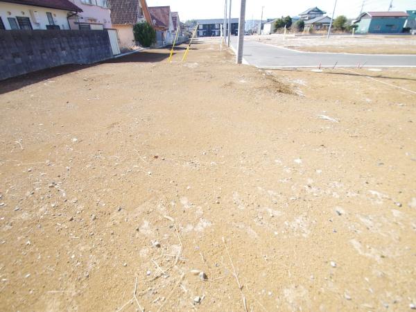 八街市八街にの土地