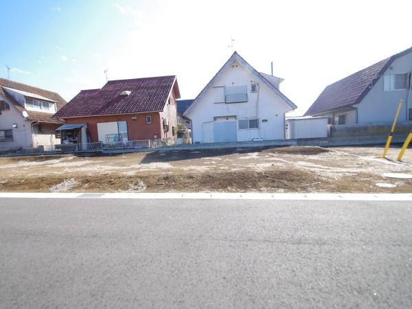 八街市八街にの土地