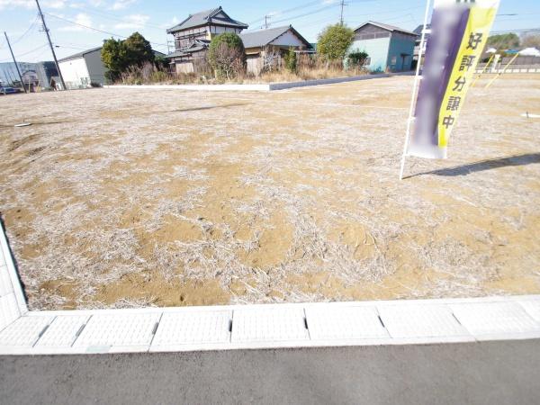 八街市八街にの土地