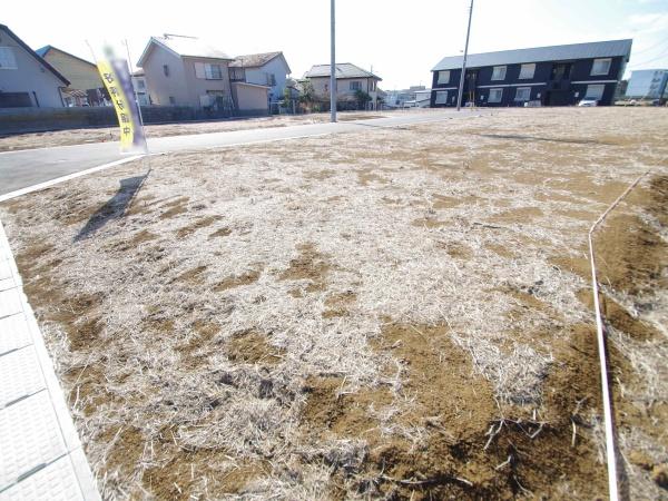 八街市八街にの土地