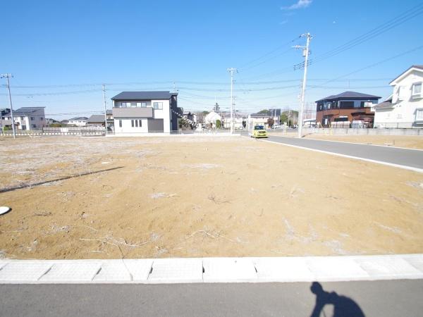 八街市八街にの土地