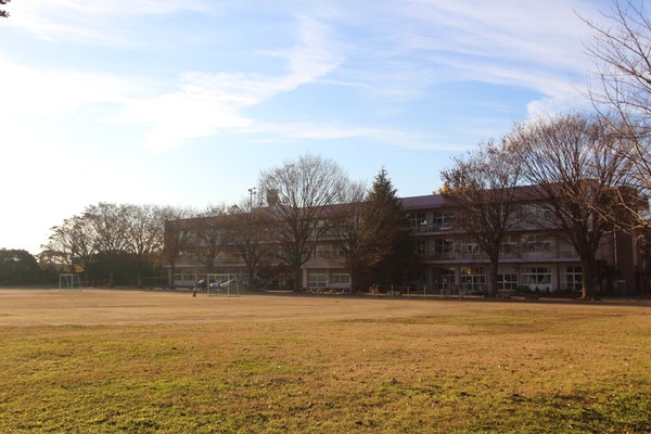 富里市 七栄 4期 1号棟(富里市立富里小学校)