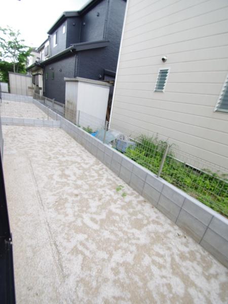グラファーレ　四街道市旭ヶ丘９期全２棟１号棟