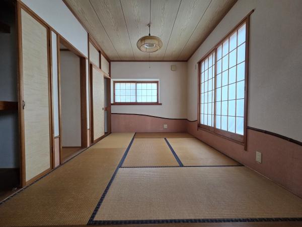 八街市八街にの中古一戸建て
