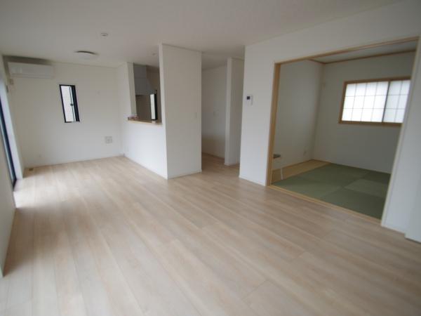 八街市八街ほの中古一戸建て