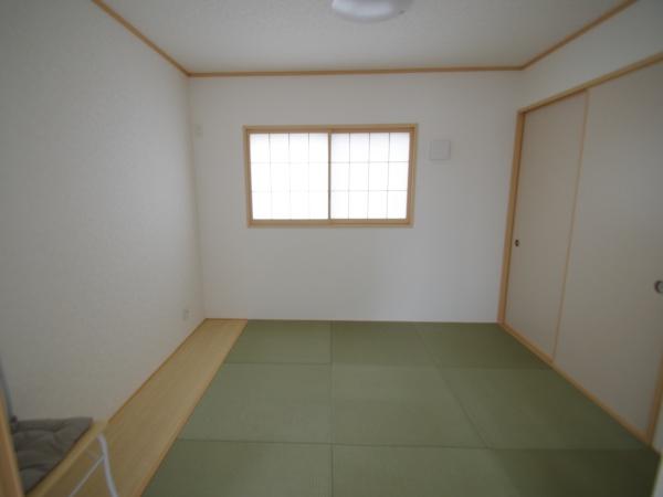 八街市八街ほの中古一戸建て