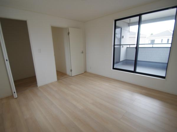 八街市八街ほの中古一戸建て