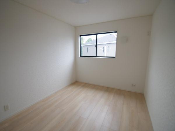 八街市八街ほの中古一戸建て