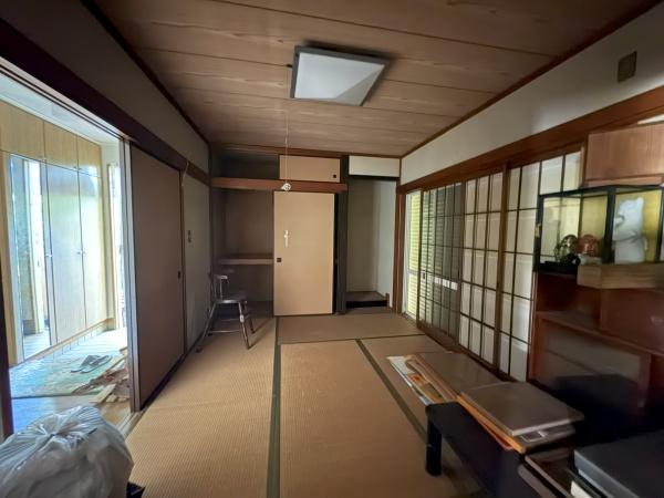 八街市八街ろの中古一戸建て