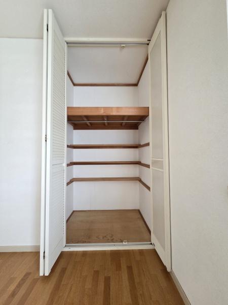 東金市日吉台5丁目の中古一戸建て(収納)