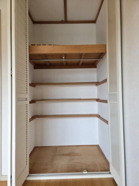 東金市日吉台5丁目の中古一戸建て(収納)