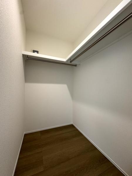 ライフベース　富里市　七栄　全７区画　２号棟