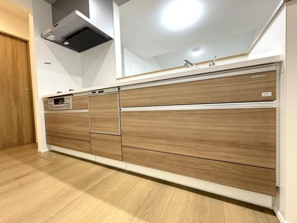 ライフベース　富里市　七栄　全７区画　３号棟