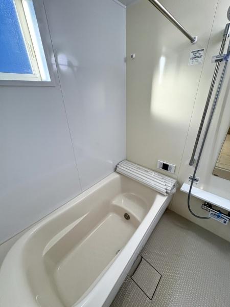 ライフベース　富里市　七栄　全７区画　３号棟