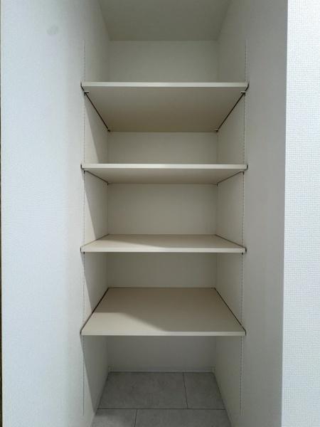 ライフベース　富里市　七栄　全７区画　３号棟
