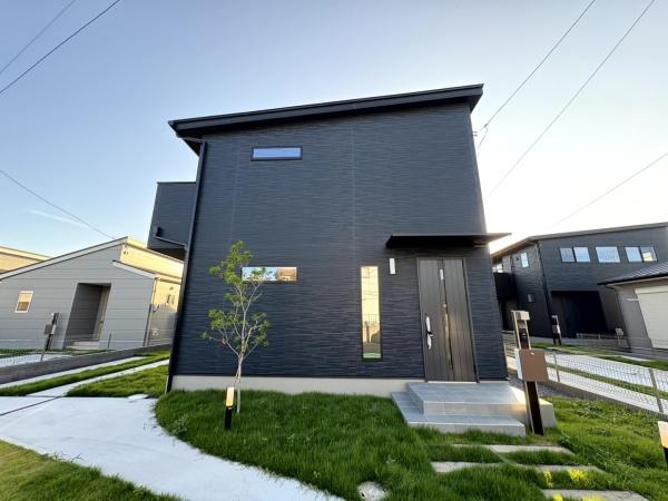 ライフベース　富里市　七栄　全７区画　４号棟