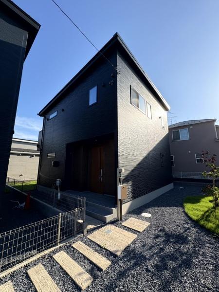 ライフベース　富里市　七栄　全７区画　５号棟