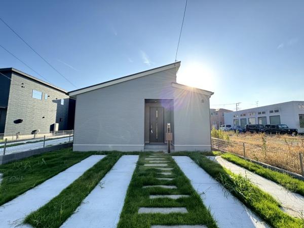 ライフベース　富里市　七栄　全７区画　７号棟