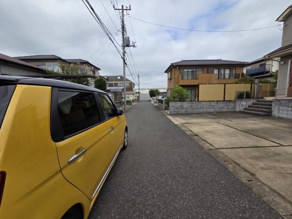 成田市 大袋(おおぶくろ)全3棟 C号棟(前面道路含む現地写真)