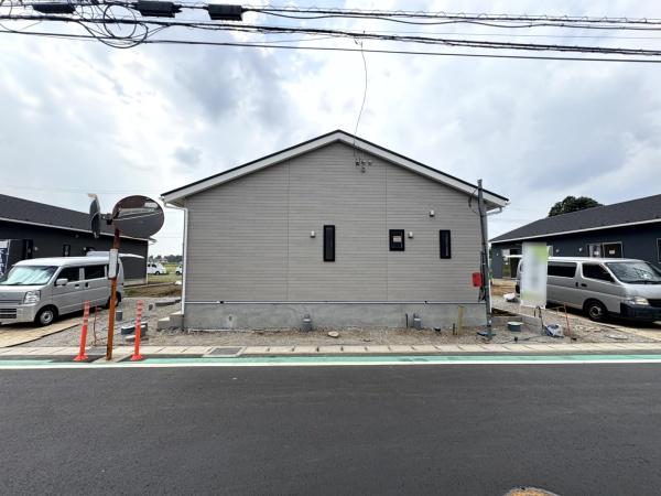 富里市　七栄　第３１　全１４棟　２２号棟