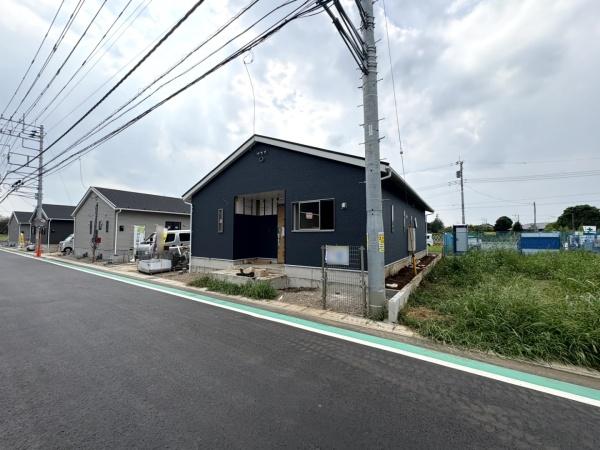 富里市　七栄　第３１　全１４棟　２３号棟
