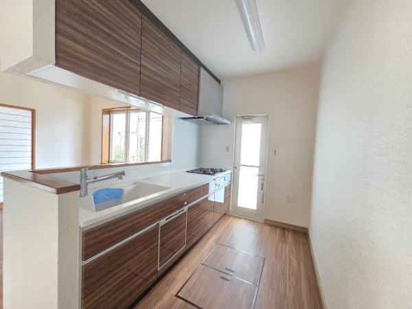 佐倉市白銀2丁目の中古一戸建て(キッチン)