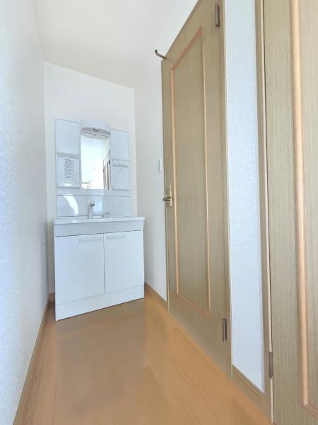 佐倉市白銀2丁目の中古一戸建て(洗面台・洗面所)