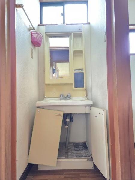 大網白里市永田の中古一戸建て(洗面台・洗面所)