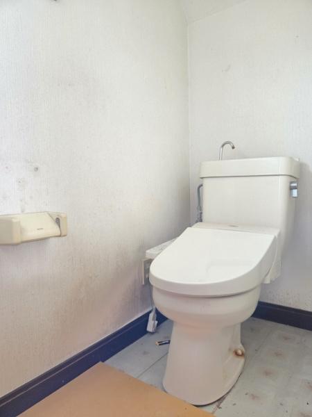 大網白里市永田の中古一戸建て(トイレ)