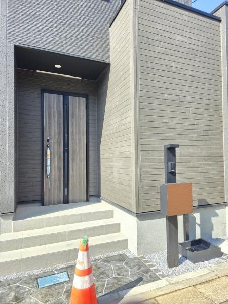 グラファーレ　佐倉市　石川４期　全２棟　１号棟