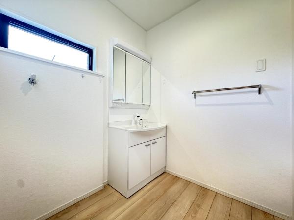 八街市八街ほの中古一戸建て