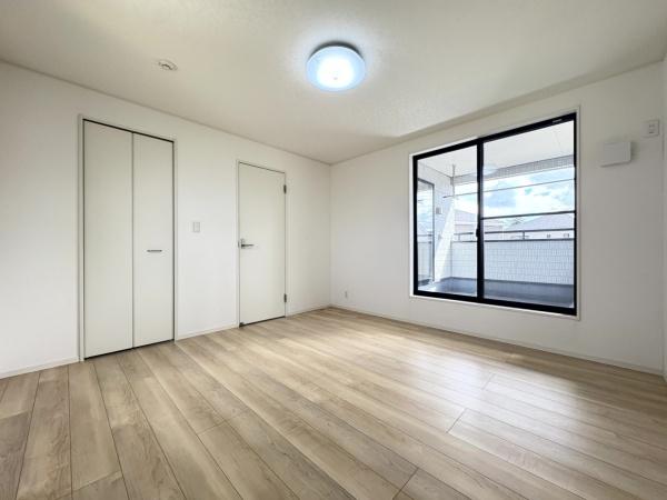 八街市八街ほの中古一戸建て