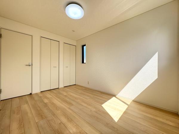 八街市八街ほの中古一戸建て