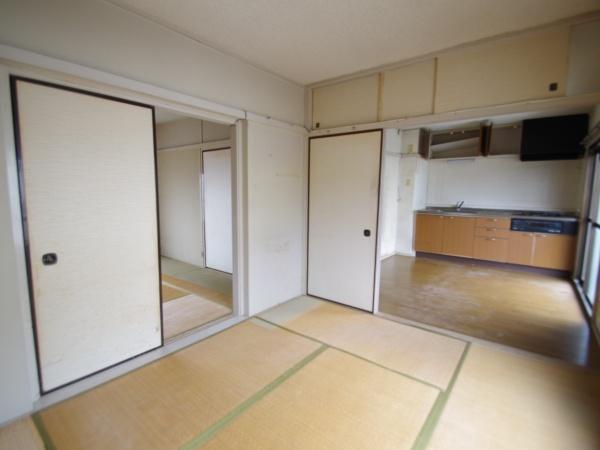 志津ハイリビング一番館