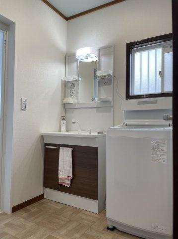 東金市日吉台5丁目の中古一戸建て(洗面台・洗面所)