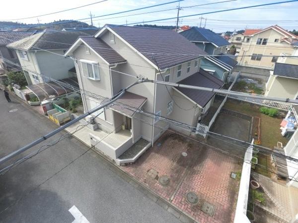 東金市日吉台5丁目の中古一戸建て(前面道路含む現地写真)