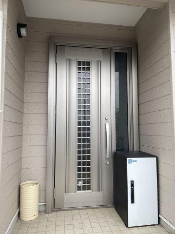 東金市日吉台5丁目の中古一戸建て(玄関)