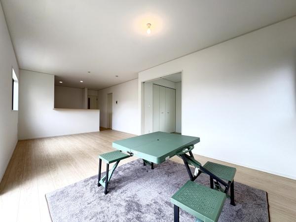 クレイドルガーデン　八街市富山　第１全１棟１号棟