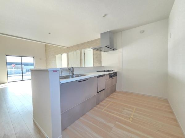 富里市　御料　１期　全３棟　１号棟