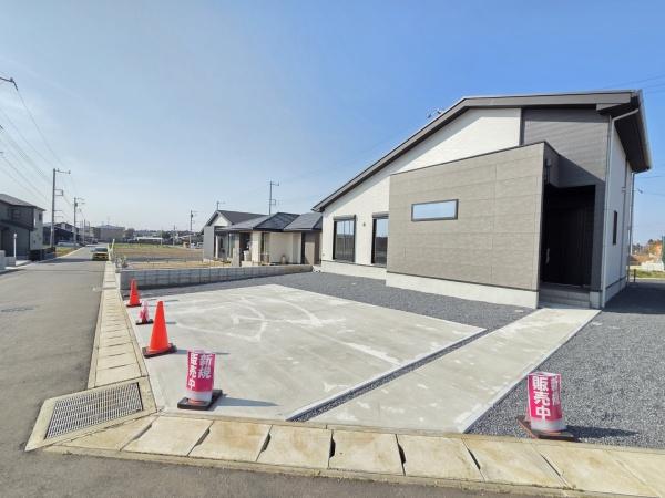 富里市　御料　１期　全３棟　２号棟