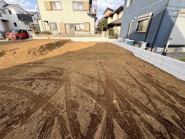 成田市　飯田町　全２棟　B号棟