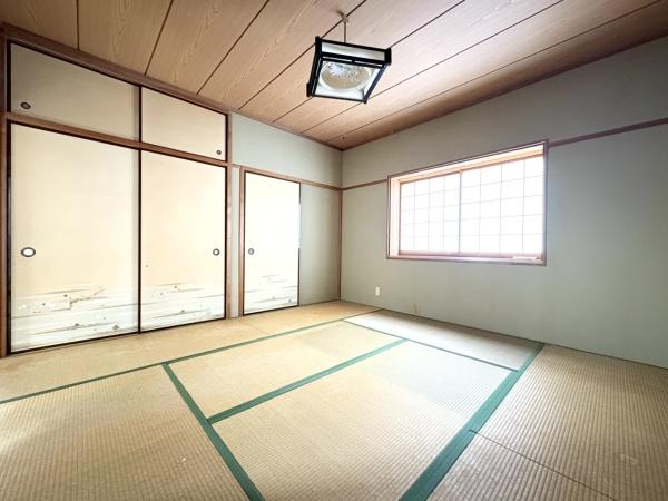 八街市八街ろの中古一戸建て