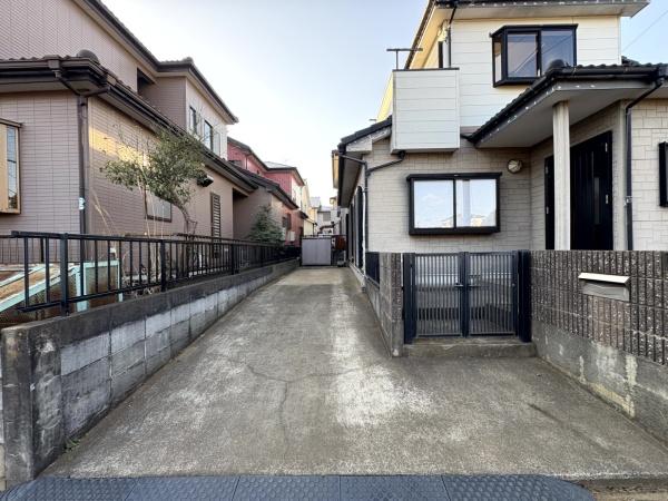 八街市八街ろの中古一戸建て