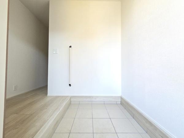 リナージュ　富里市七栄　第３期　全１棟　１号棟
