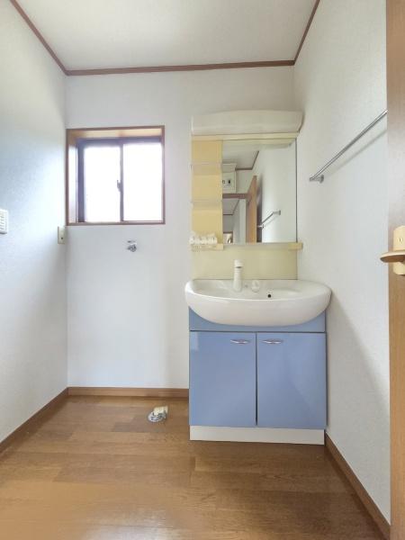 八街市八街にの中古一戸建て