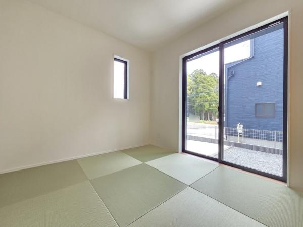 グラファーレ　佐倉市　石川５期　全３棟　３号棟