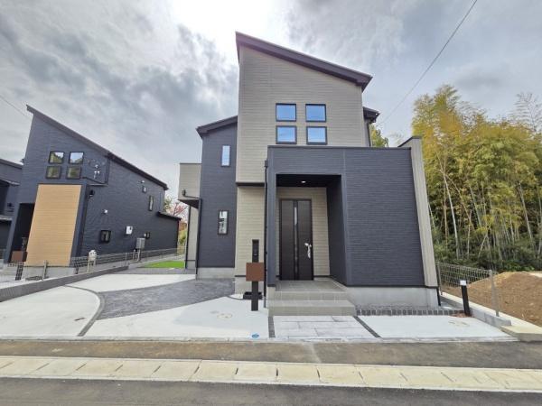グラファーレ　佐倉市　石川５期　全３棟　３号棟