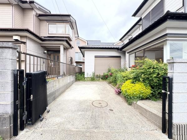 八街市八街ほの中古一戸建て
