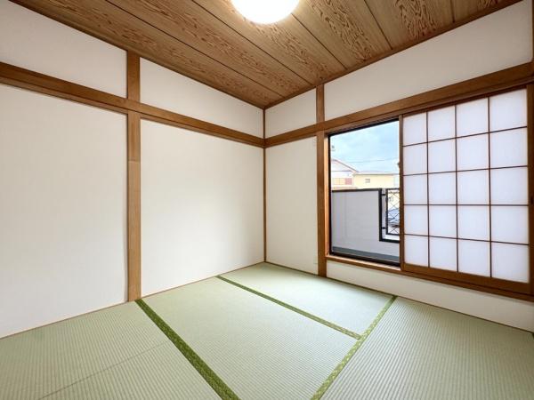 八街市八街ほの中古一戸建て