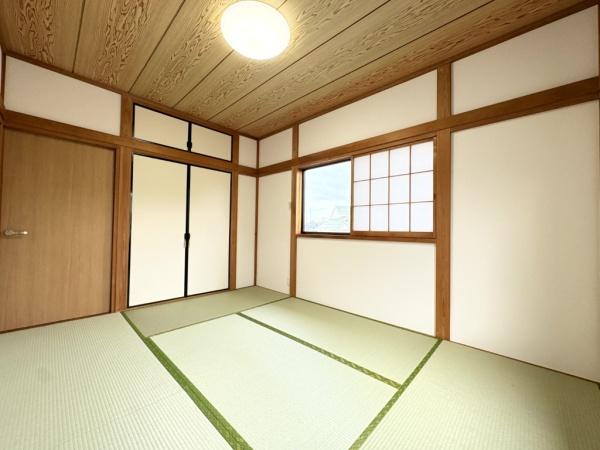 八街市八街ほの中古一戸建て